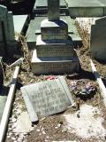 image of grave number 330618